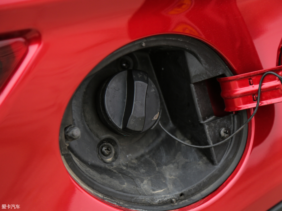 2018LX7 Խ 1.5T Ԅȫ