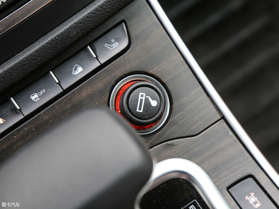 2018LX7 Խ 1.5T Ԅȫ