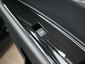 20181.8T (q)A  п؅^(q)