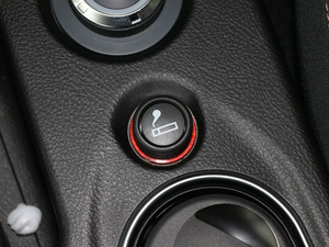 20181.8T (q)A  п؅^(q)