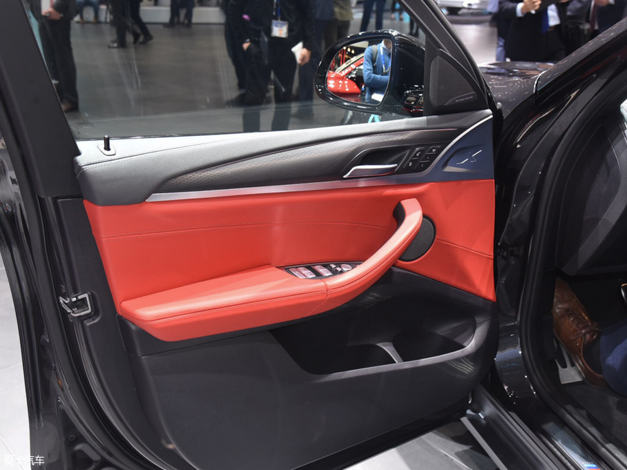 2019RX4 xDrive 30i