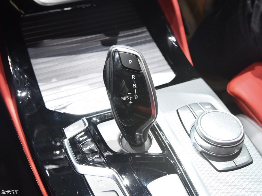 2019��RX4 xDrive 30i