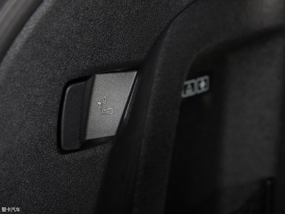 2019RX4 xDrive 30i