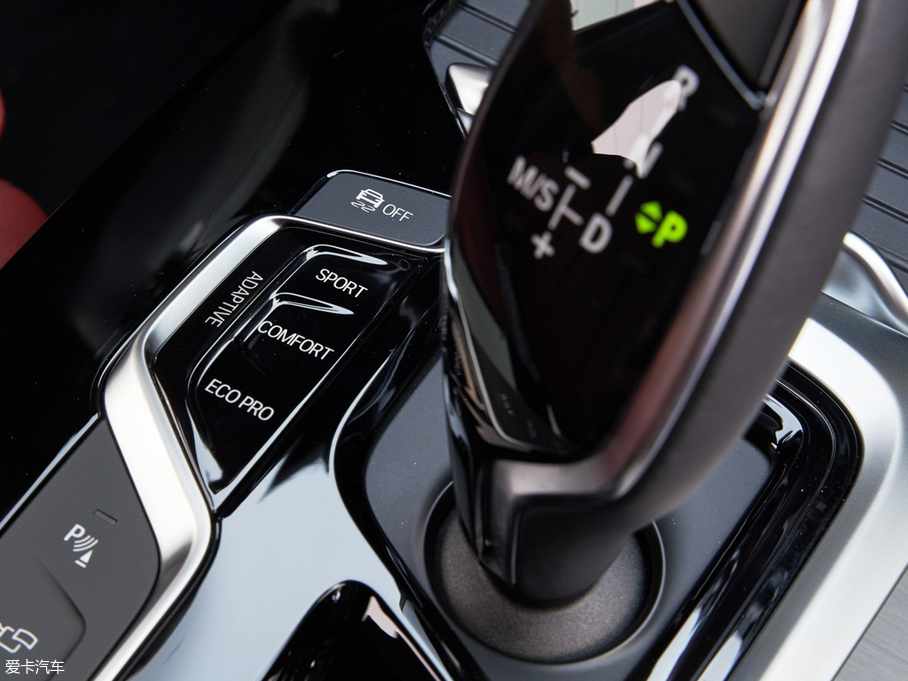 2019��RX4 xDrive 30i