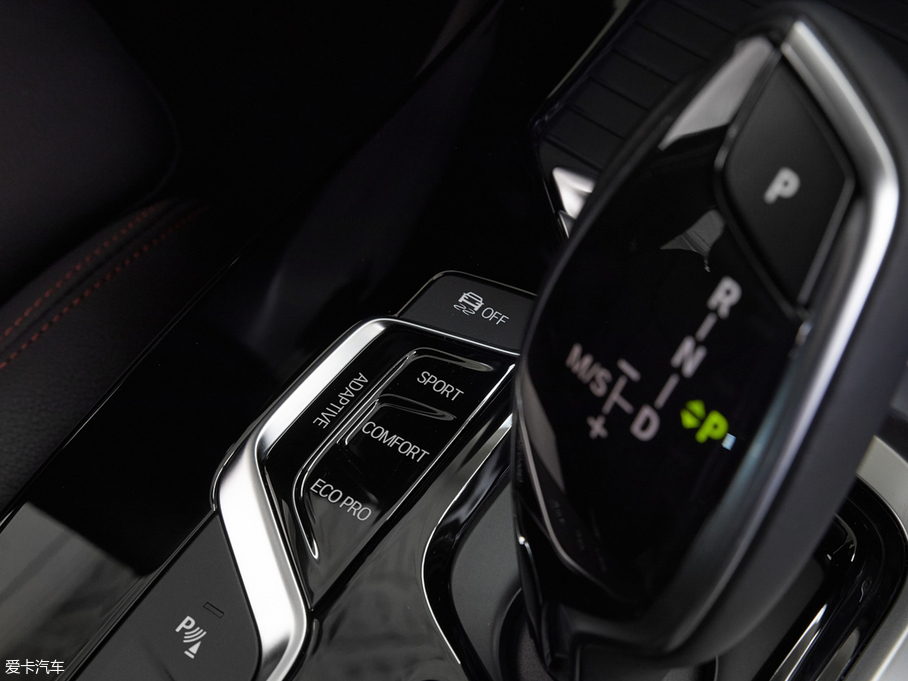 2019��RX4 M40d