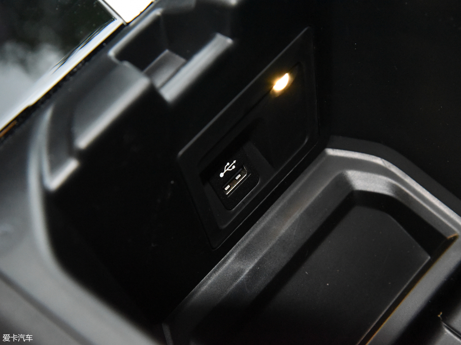 2019RX4 xDrive 30i M\b