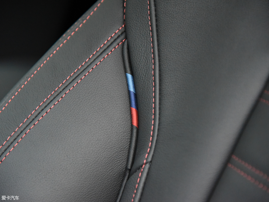 2019RX4 xDrive 30i M\b