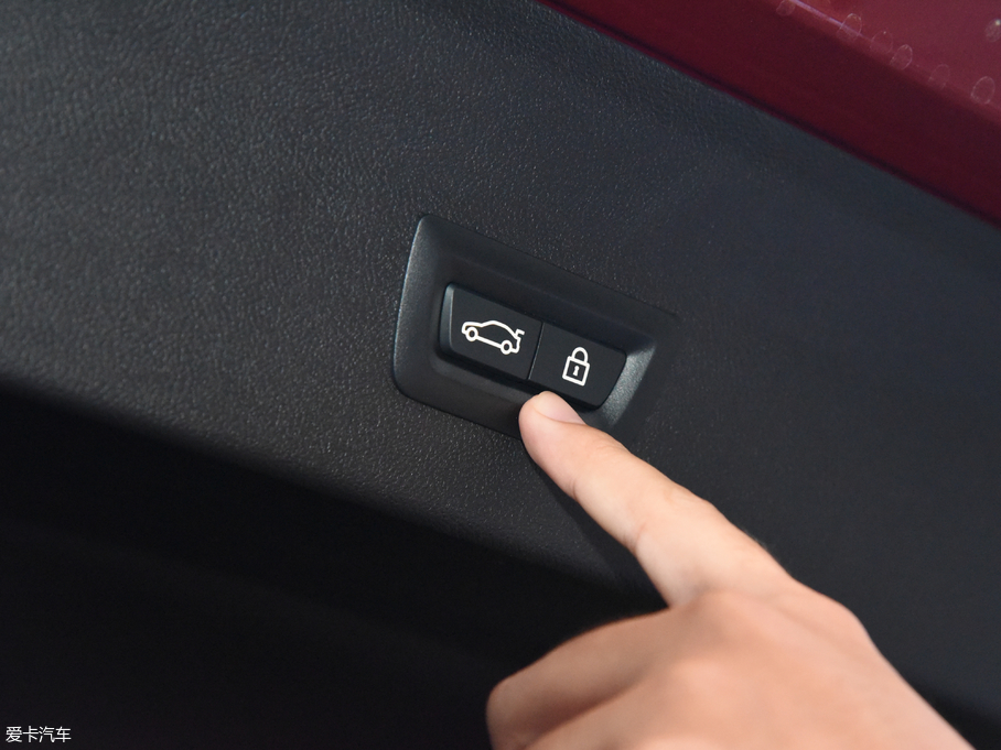 2019RX4 xDrive 30i M\b