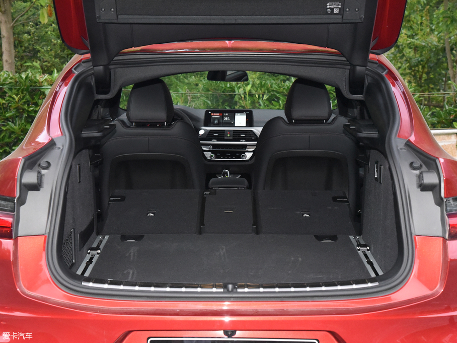 2019RX4 xDrive 30i M\b