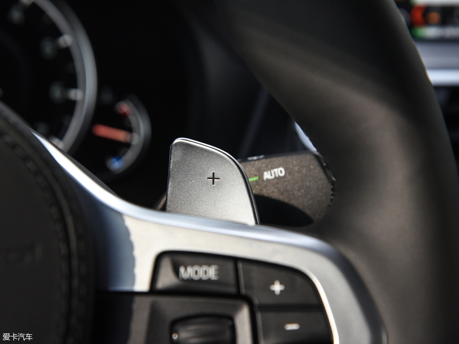 2019RX4 xDrive 30i M\b