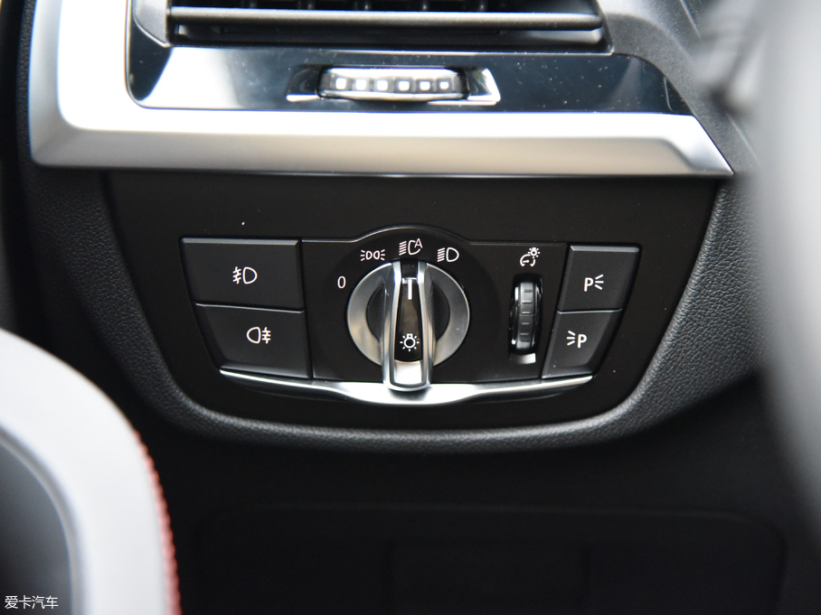 2019RX4 xDrive 30i M\b