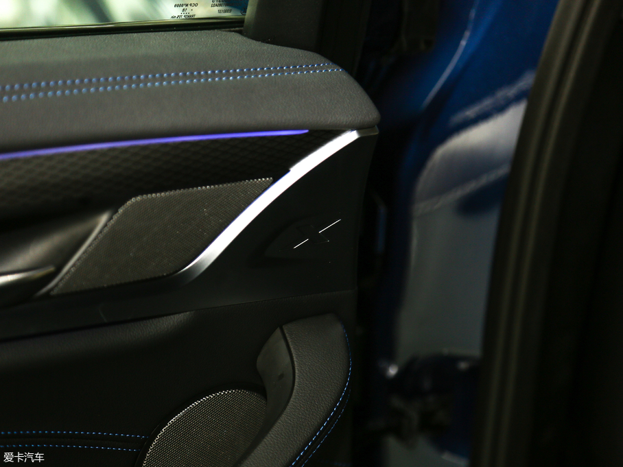 2019RX4 xDrive 25i M\b