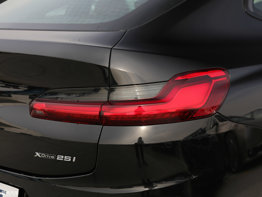 2019RX4 xDrive 25i M\b