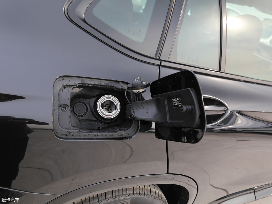 2019RX4 xDrive 25i M\b