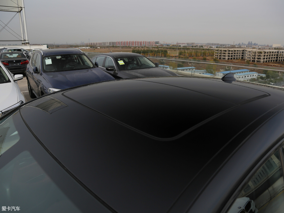 2019RX4 xDrive 25i M\(yn)b