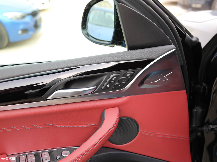 2019RX4 xDrive 25i M\b