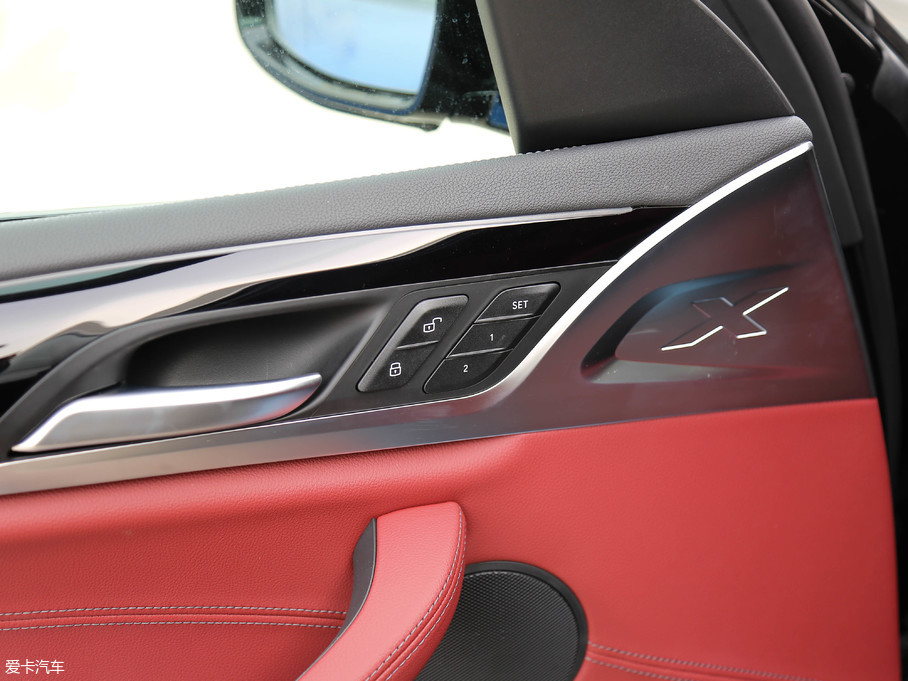 2019RX4 xDrive 25i M\b