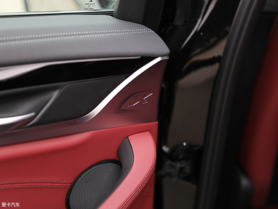 2019RX4 xDrive 25i M\b