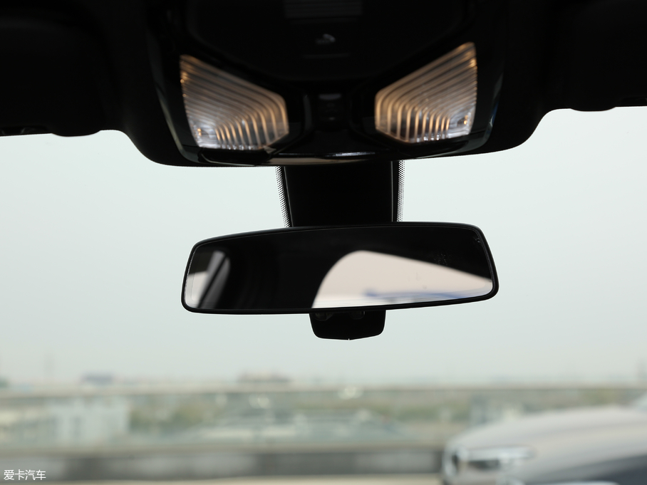 2019RX4 xDrive 25i M\b