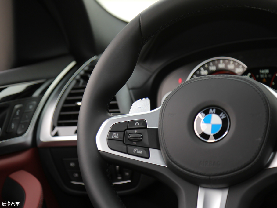 2019��RX4 xDrive 25i M�\�����b