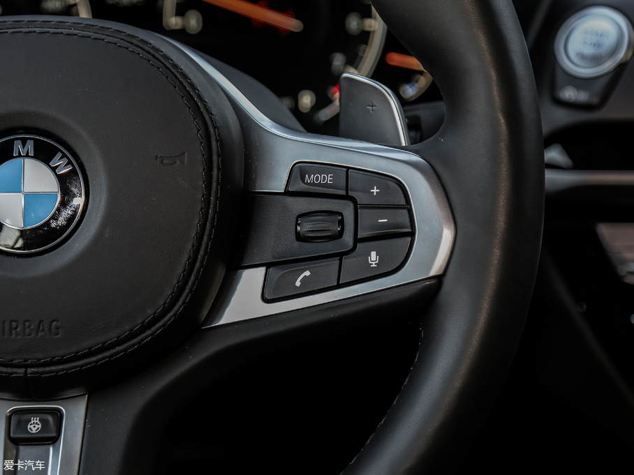 2019RX4 xDrive 25i MԽҰb