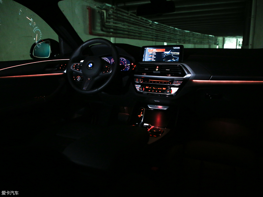 2019RX4 xDrive 30i M\b