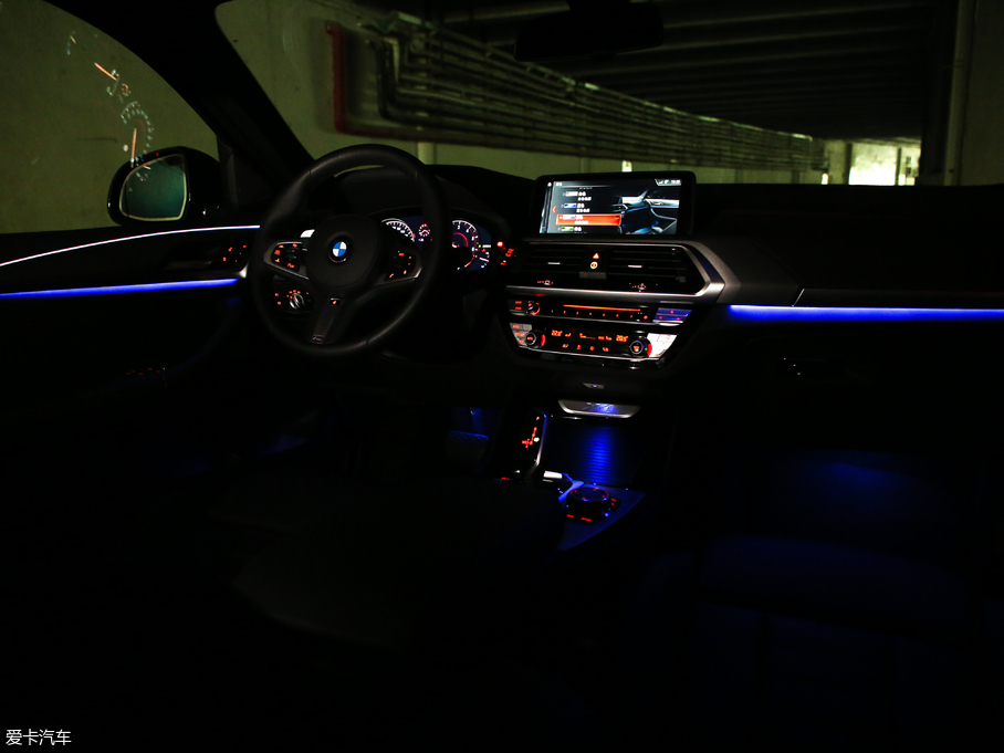 2019RX4 xDrive 30i M\b