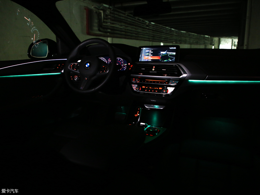 2019RX4 xDrive 30i M\b