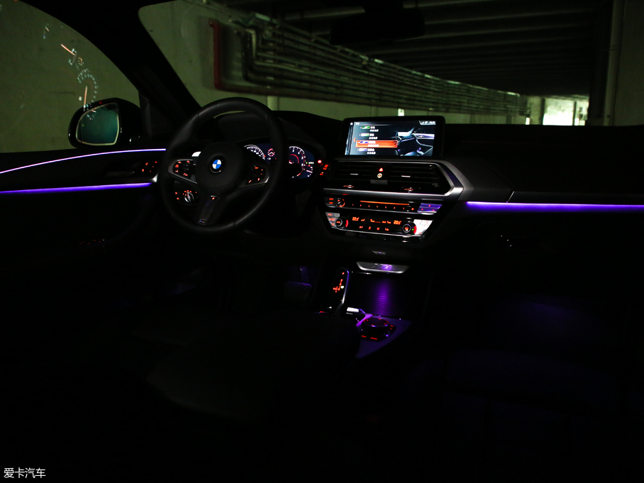 2019RX4 xDrive 30i M\b