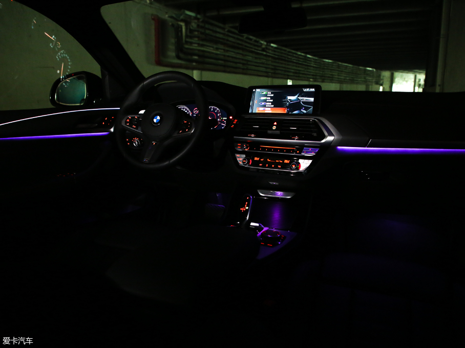 2019RX4 xDrive 30i M\b