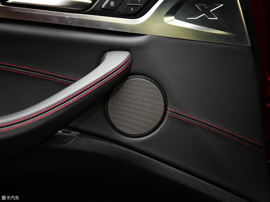 2019RX4 xDrive 30i M\b