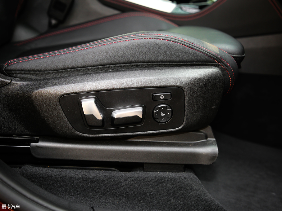 2019RX4 xDrive 30i M\b