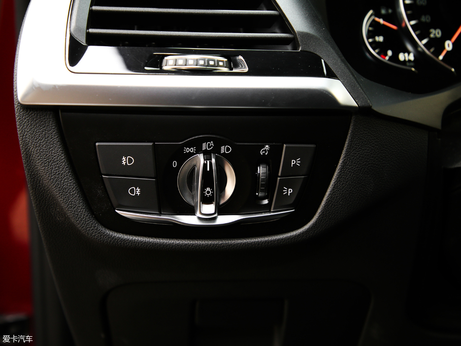 2019RX4 xDrive 30i M\b