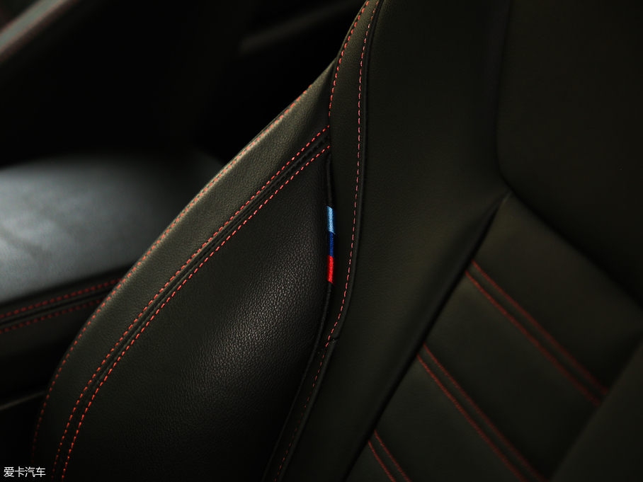 2019RX4 xDrive 30i M\b