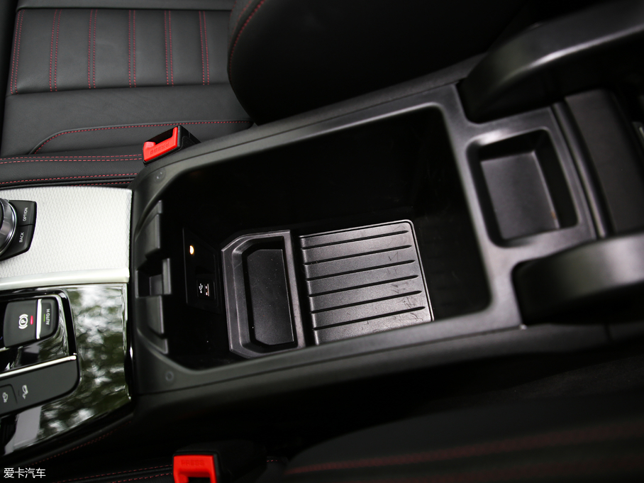 2019RX4 xDrive 30i M\b