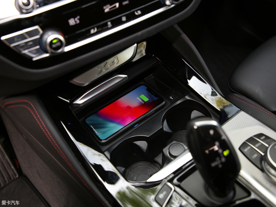 2019RX4 xDrive 30i M\b