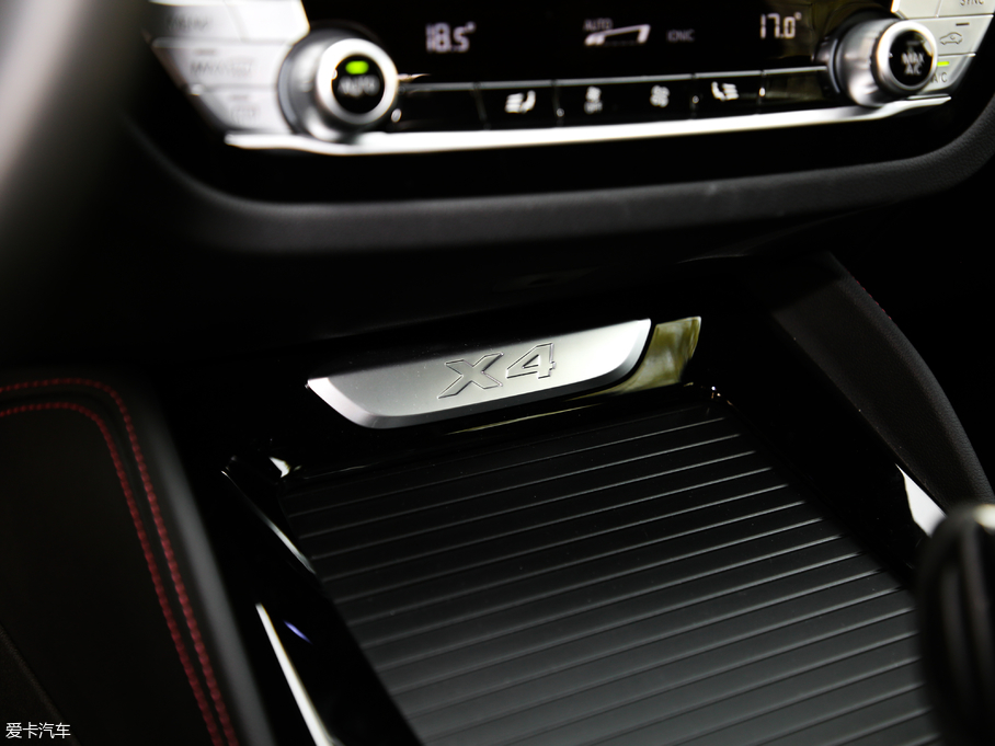 2019RX4 xDrive 30i M\b