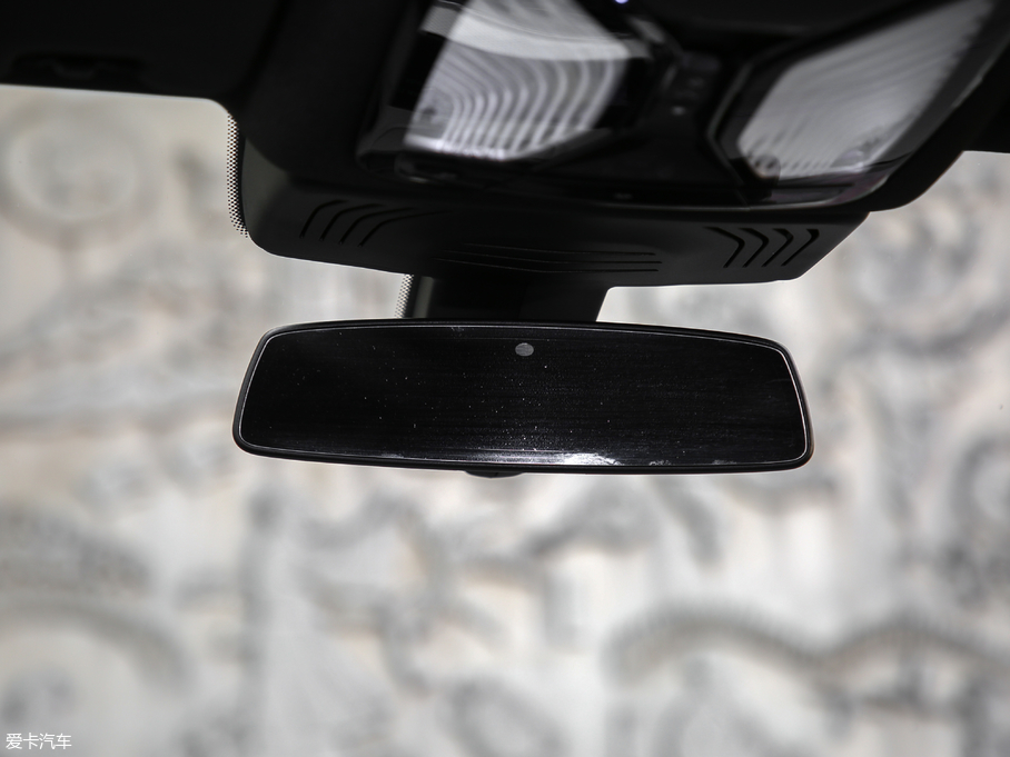 2019RX4 xDrive 30i M\b