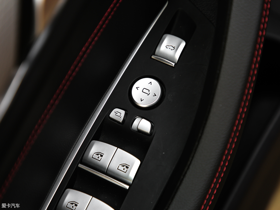 2019RX4 xDrive 30i M\b