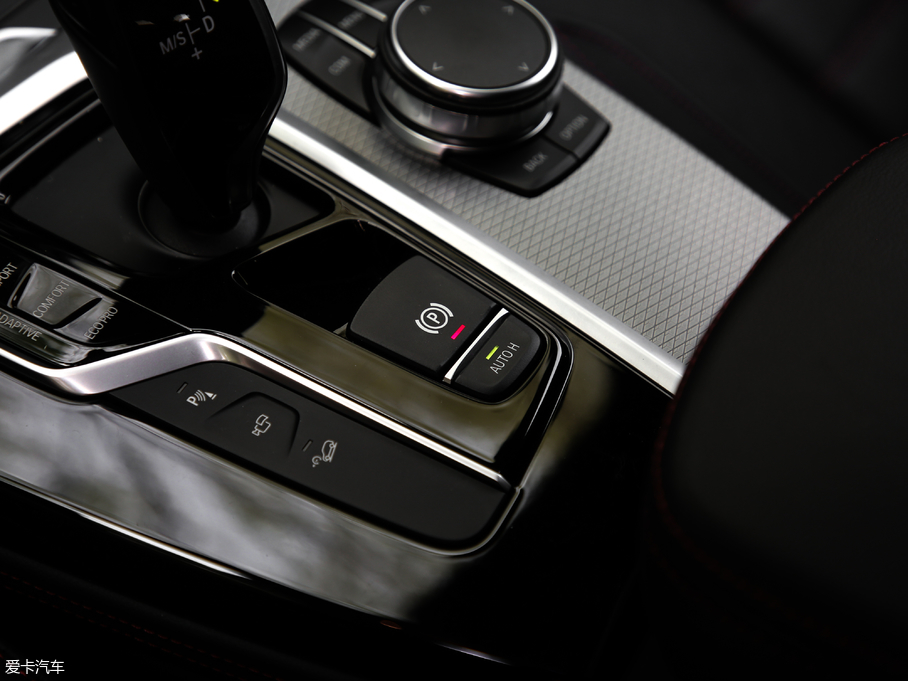 2019RX4 xDrive 30i M\b