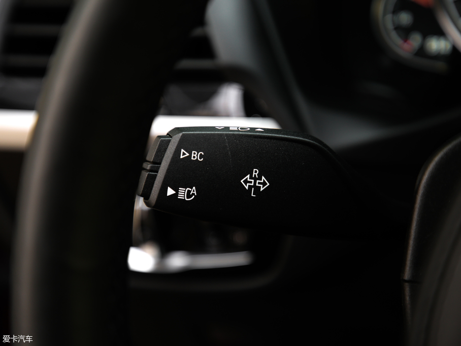 2019RX4 xDrive 30i M\(yn)(dng)b