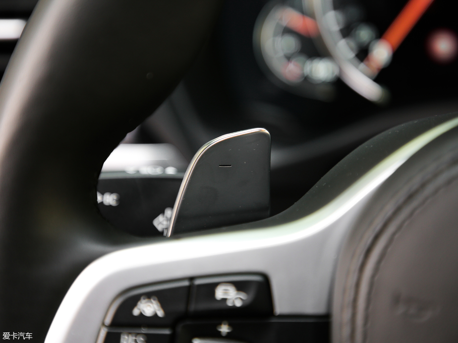 2019RX4 xDrive 30i M\(yn)(dng)b