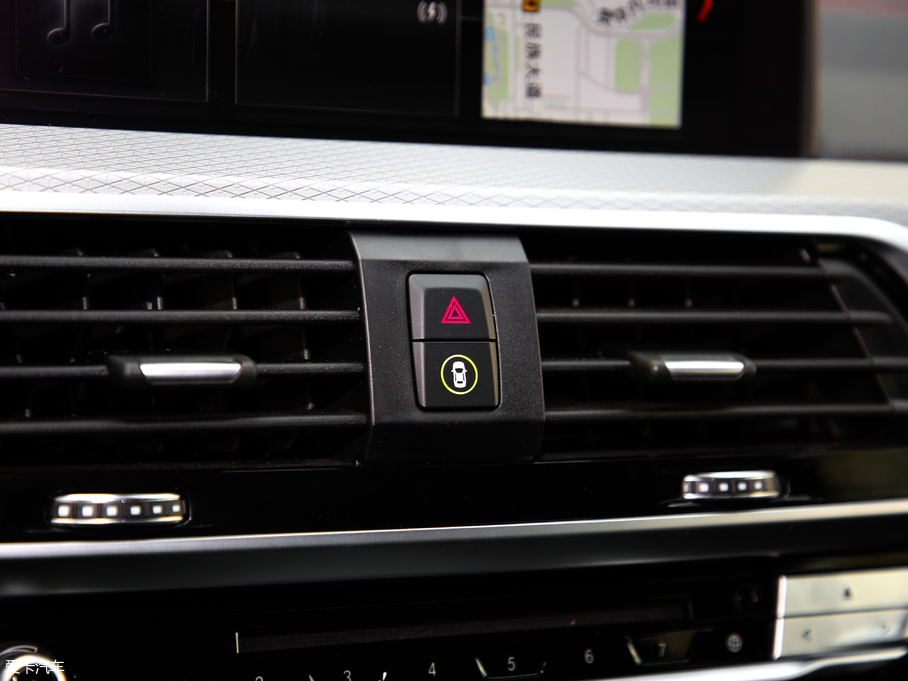 2019RX4 xDrive 30i M\b