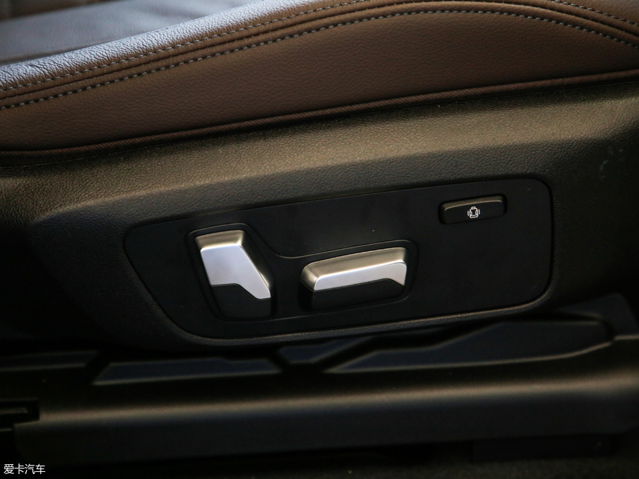 2019RX4 xDrive 25i M\(yn)(dng)b