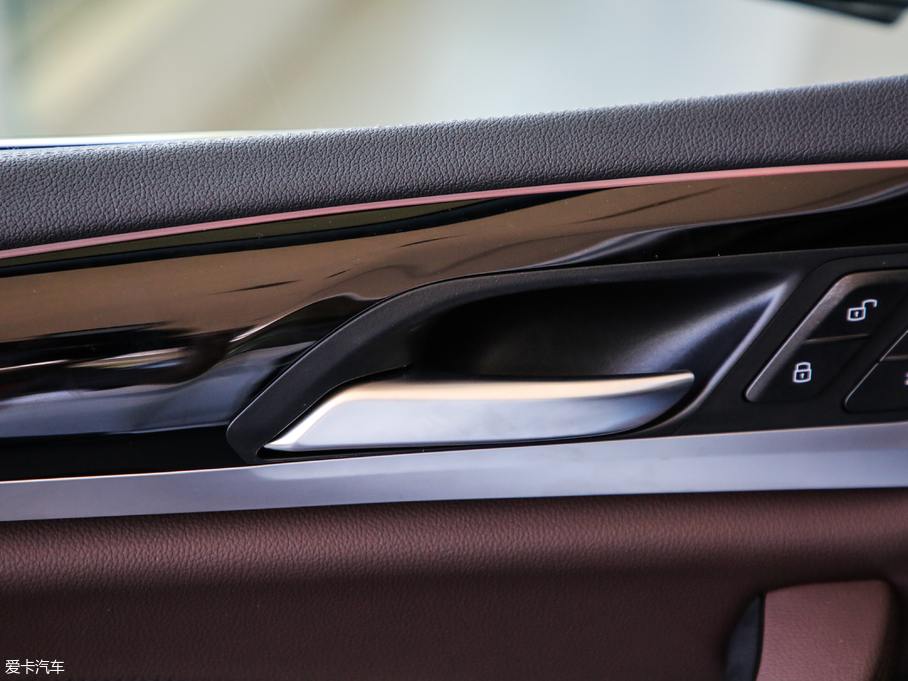 2019RX4 xDrive 25i M\b