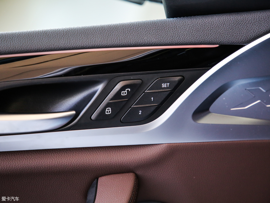 2019RX4 xDrive 25i M\b