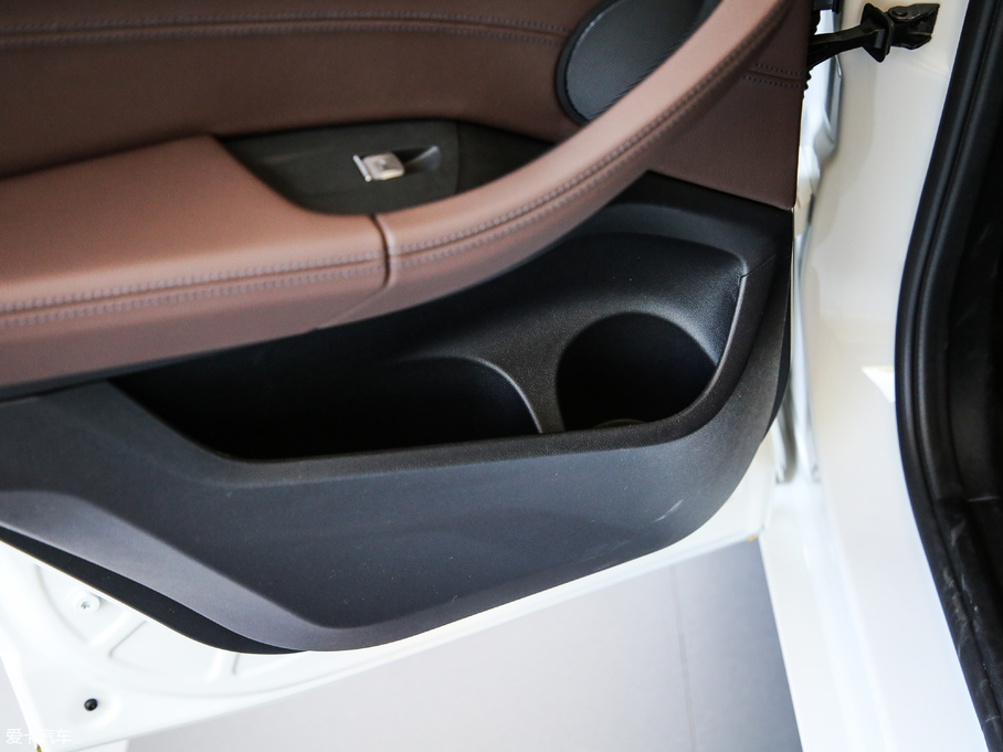 2019RX4 xDrive 25i M\b