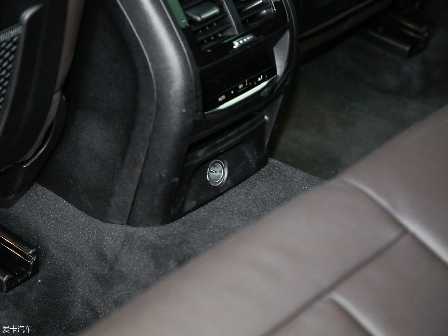 2019RX4 xDrive 25i M\b