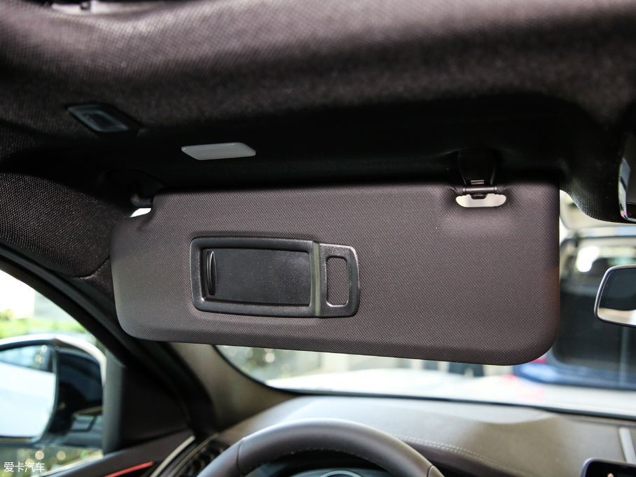 2019RX4 xDrive 25i M\b