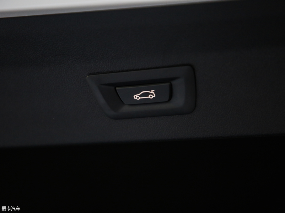 2019RX4 xDrive 25i M\b